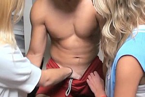 Chinese裸睡videos Porn